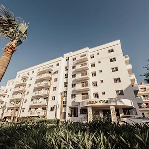 Golden Star Beach Lejlighedshotel